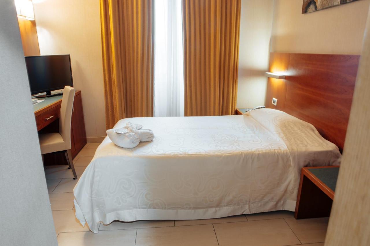 Hotel Amico Citta Sant'Angelo Εξωτερικό φωτογραφία