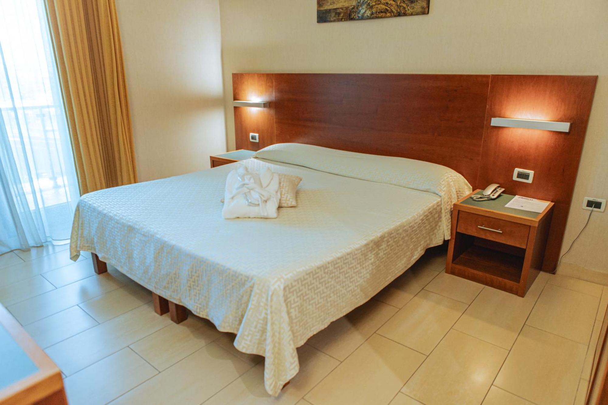 Hotel Amico Citta Sant'Angelo Εξωτερικό φωτογραφία